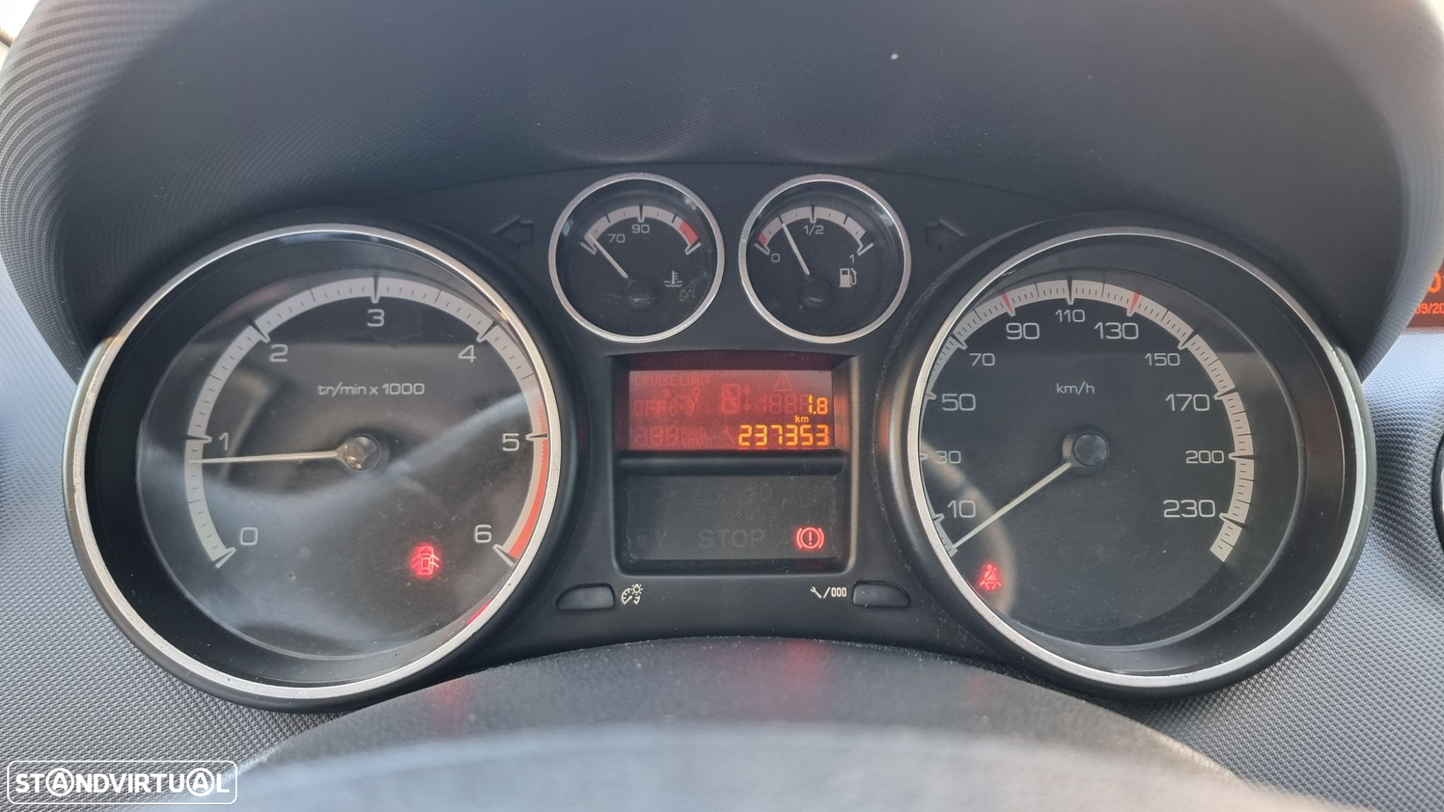 Peugeot 308 SW 1.6 HDi Executive - 24