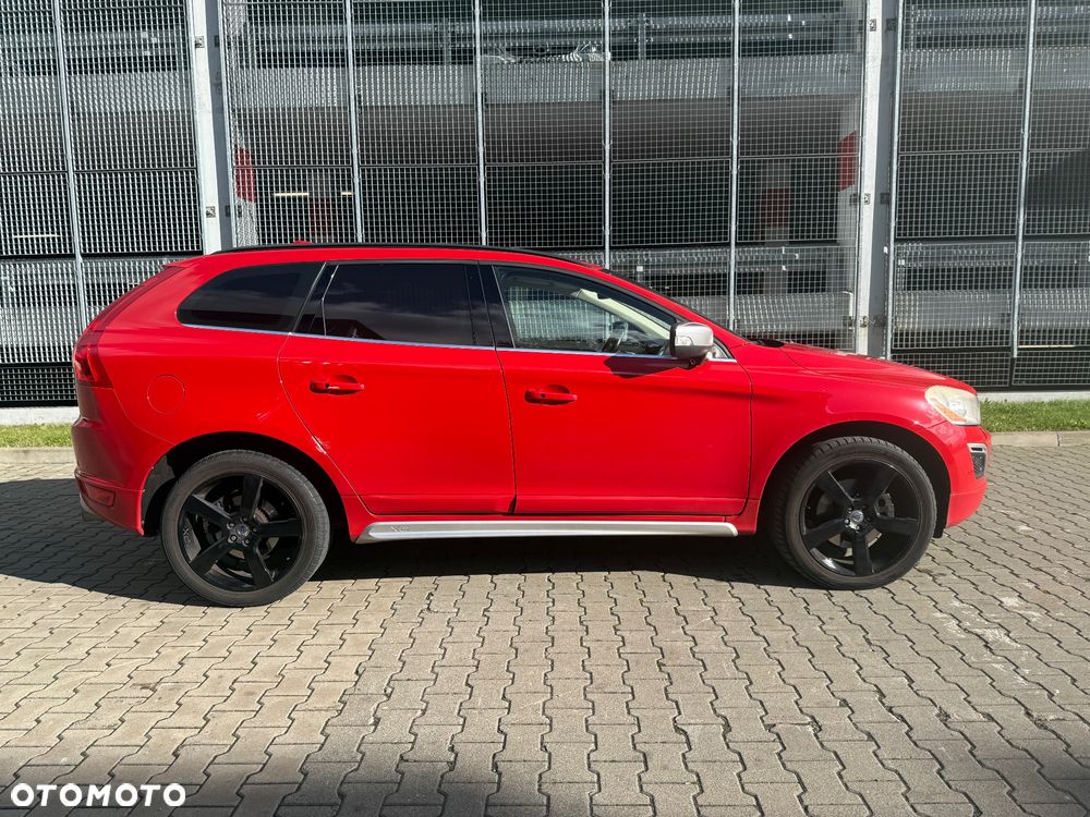Volvo XC 60 D5 AWD RDesign - 4