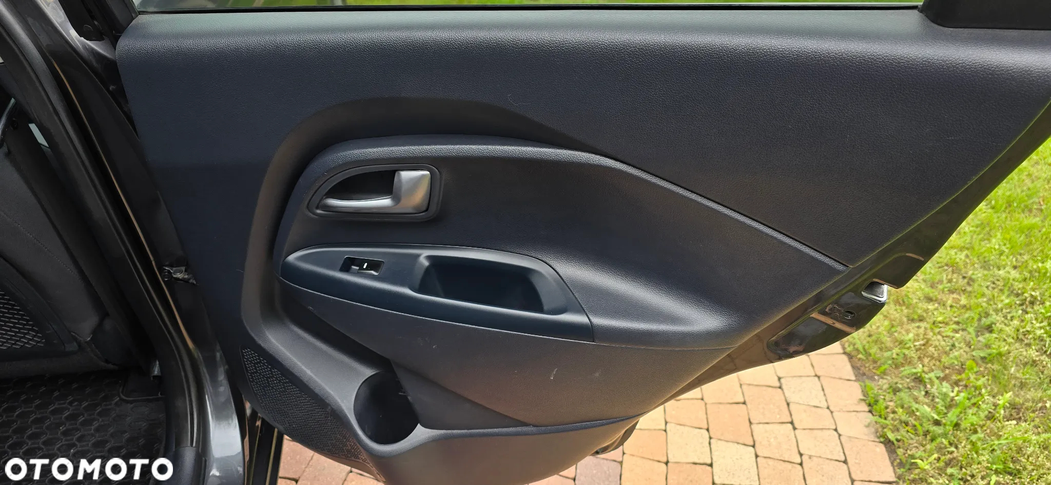Kia Rio 1.4 XL Business Line - 20