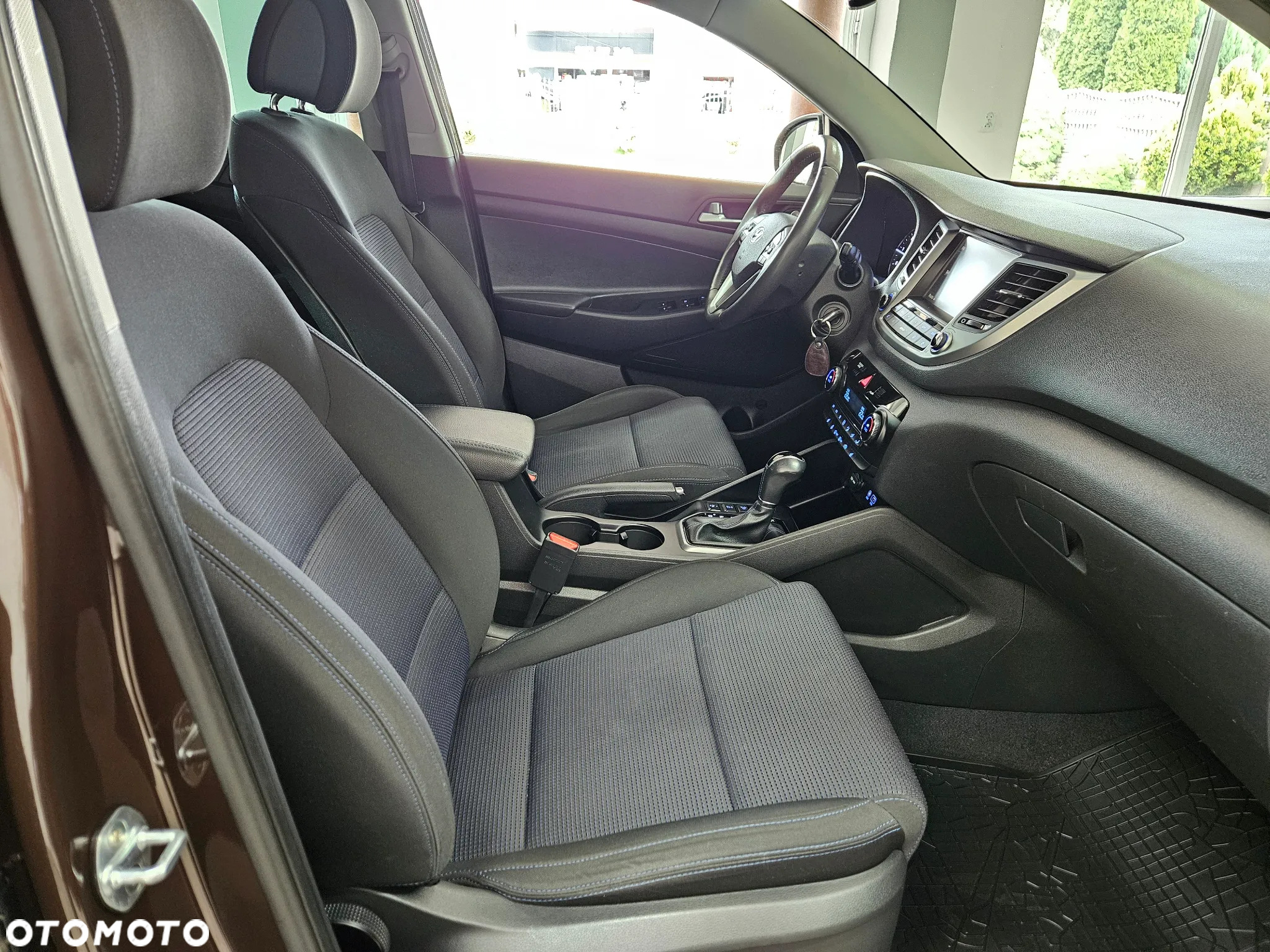 Hyundai Tucson 2.0 CRDI Premium 4WD - 28