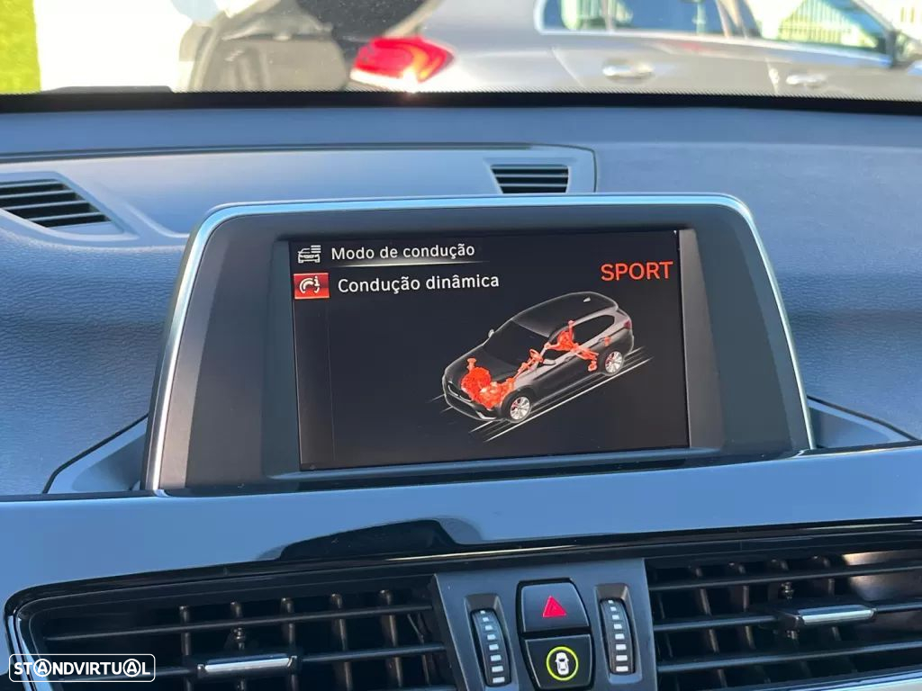 BMW X1 16 d sDrive Line xLine - 16