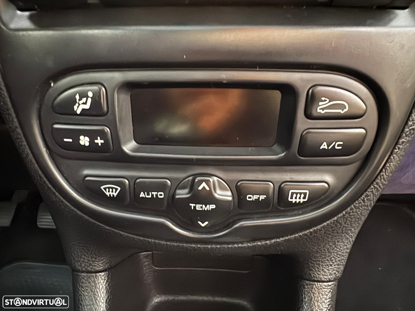 Peugeot 206 1.1 Black & Silver - 14