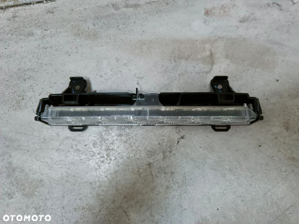 Trzecie światło stop VW Jetta VI 6 Passat Polo - 2