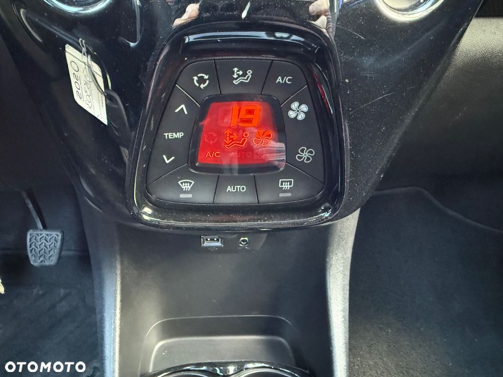 Citroën C1 VTi 72 S&S SHINE - 11