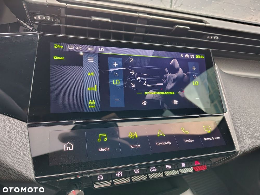 Peugeot 308 - 23
