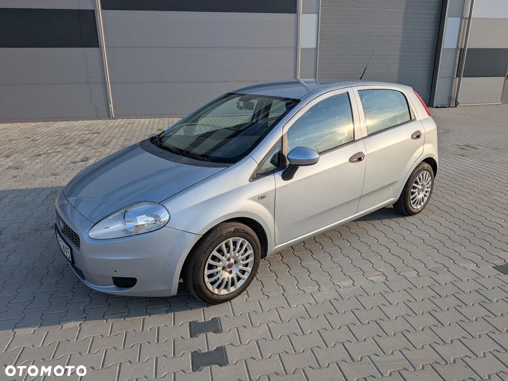 Fiat Grande Punto 1.4 8V - 4