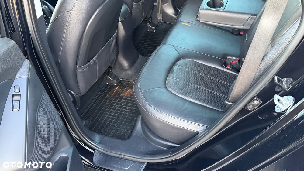 Hyundai ix35 2.0 CRDi 4WD Automatik Premium - 30