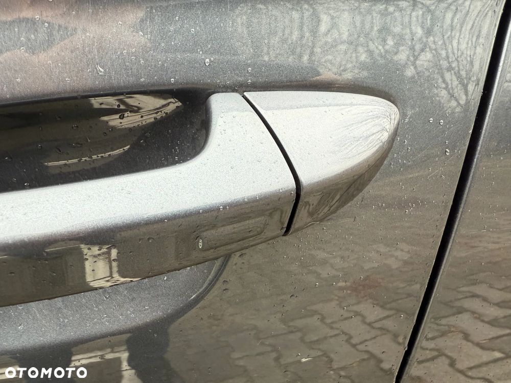 Volkswagen Passat 2.0 TDI Comfortline DSG - 5