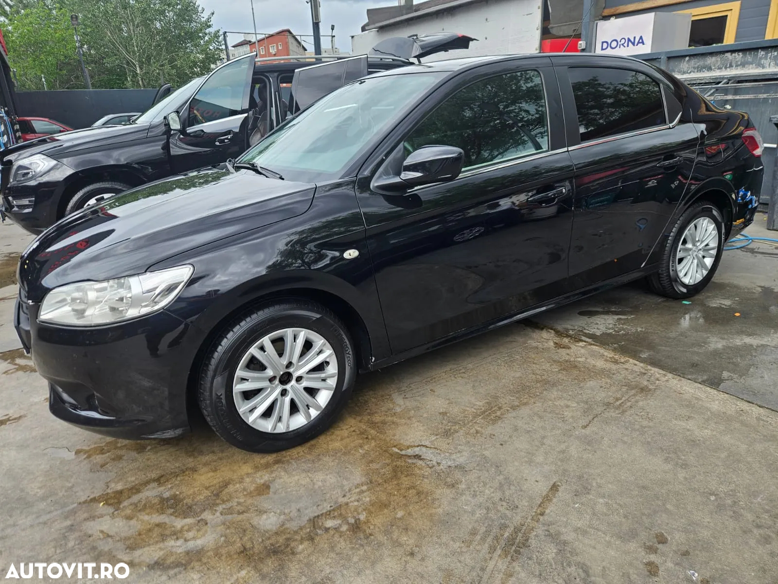 Peugeot 301 1.6 VTi Allure - 4