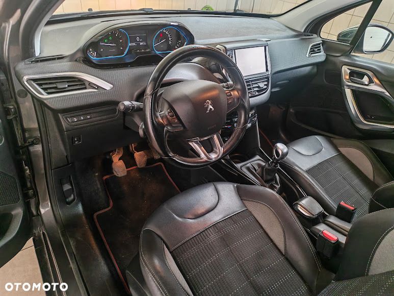 Peugeot 2008 1.6 BlueHDi Allure - 8