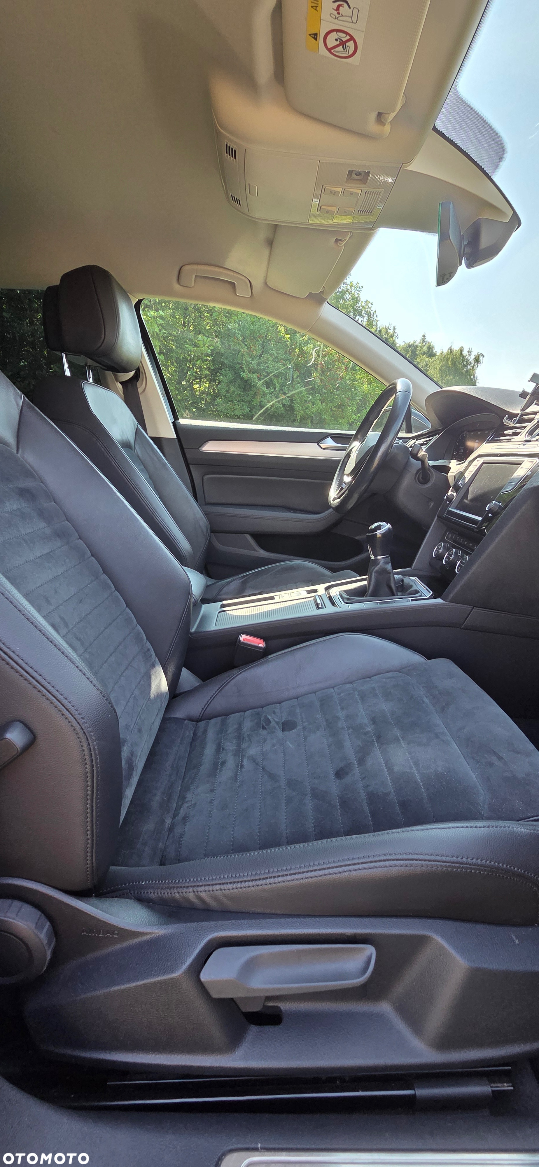 Volkswagen Passat 1.8 TSI BMT Highline - 24
