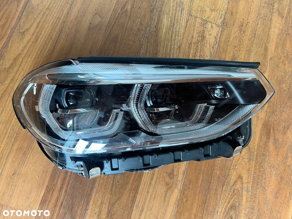 LAMPA PRAWA ADAPTIVE FULL LED X3 G01 X4 G02 8739654