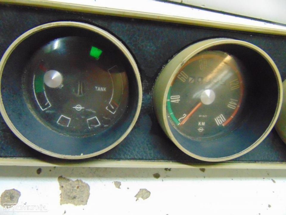 Opel Kadett B tampa porta-luvas - 4