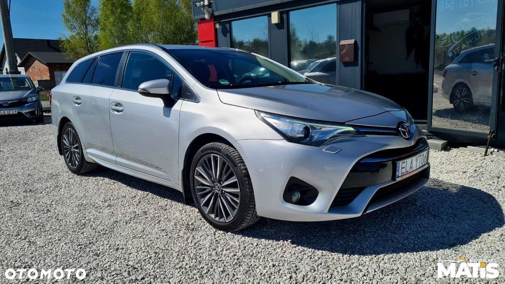 Toyota Avensis - 36