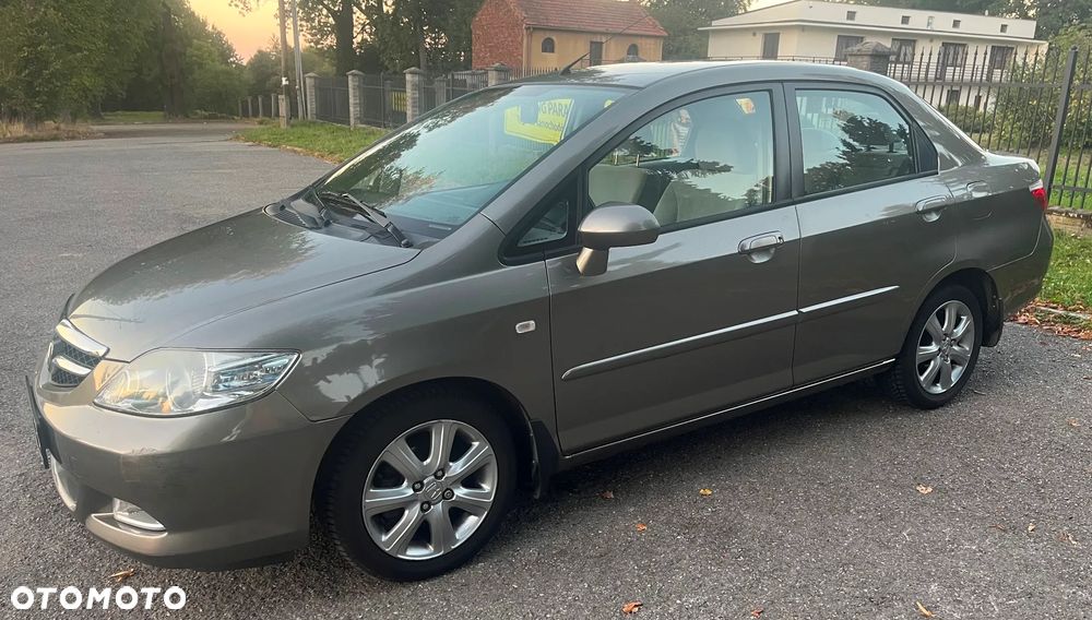 Honda City 1.4 Comfort - 3