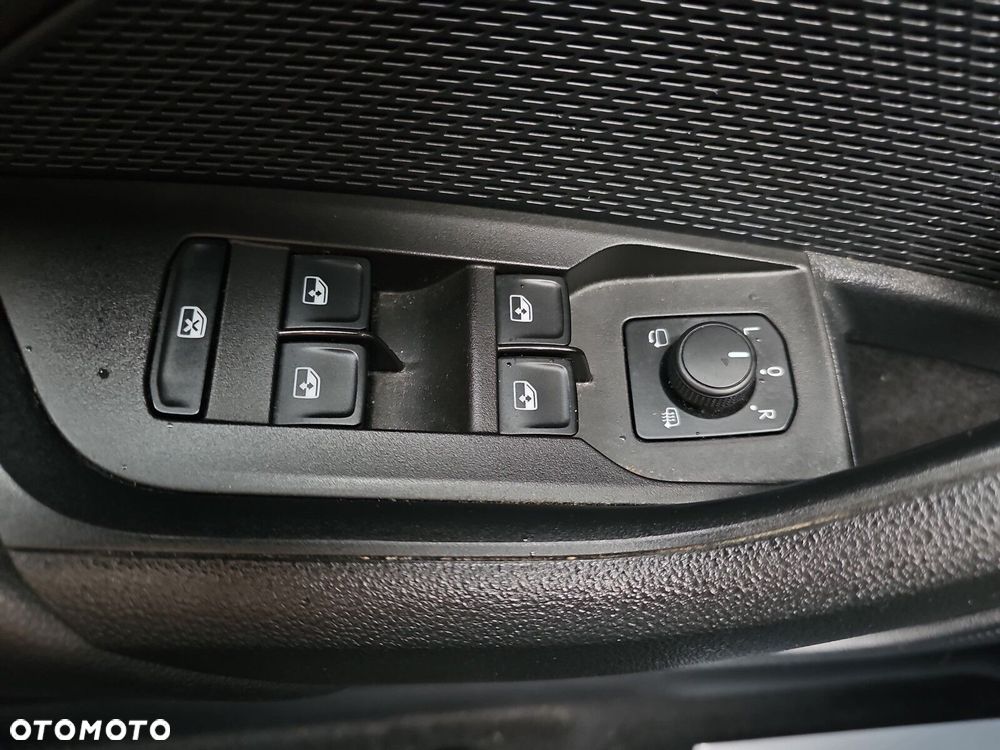 Skoda Octavia 2.0 TDI RS DSG - 22