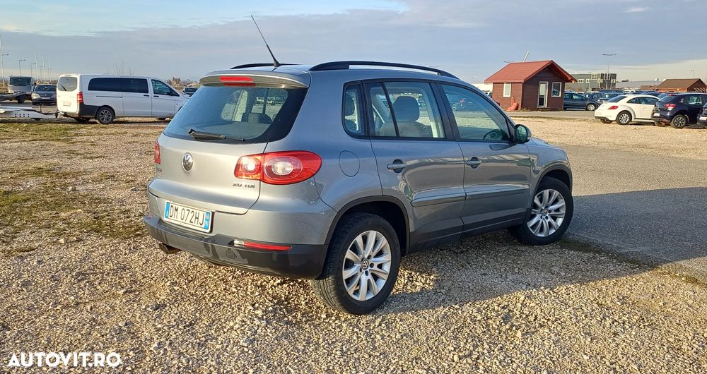 Volkswagen Tiguan 2.0 TDI DPF 4Motion Track & Style - 4