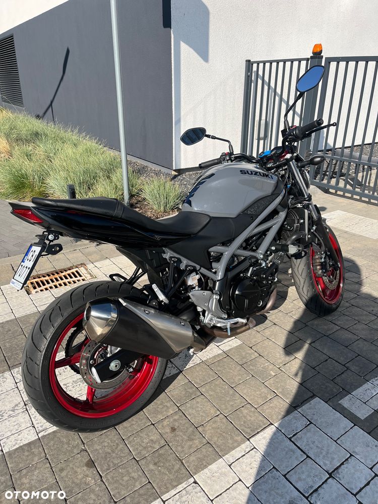 Suzuki SV - 2
