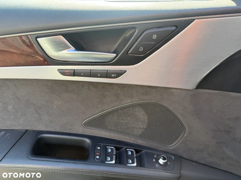 Audi A8 4.2 TDI DPF quattro tiptronic - 22