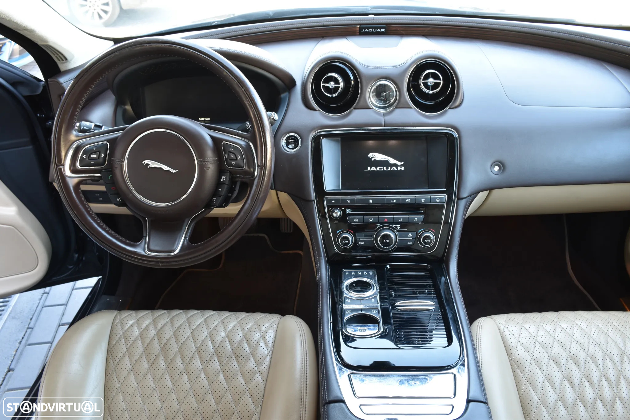 Jaguar XJ 3.0 D V6 Portfolio - 8