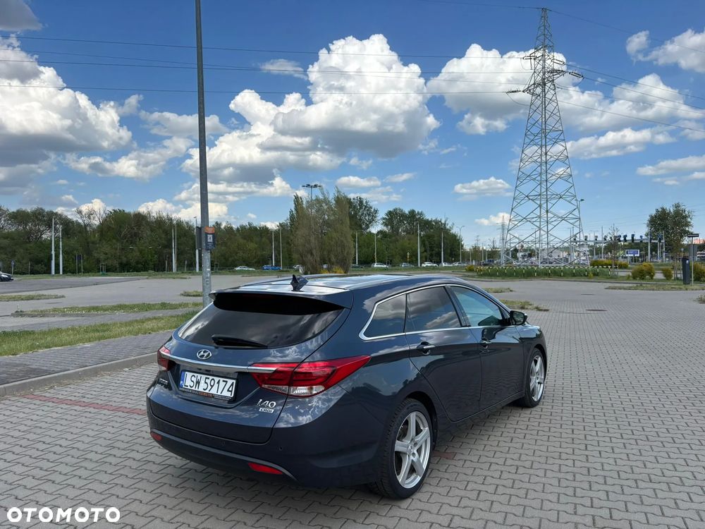 Hyundai i40 Kombi blue 1.7 CRDi DCT Premium - 22