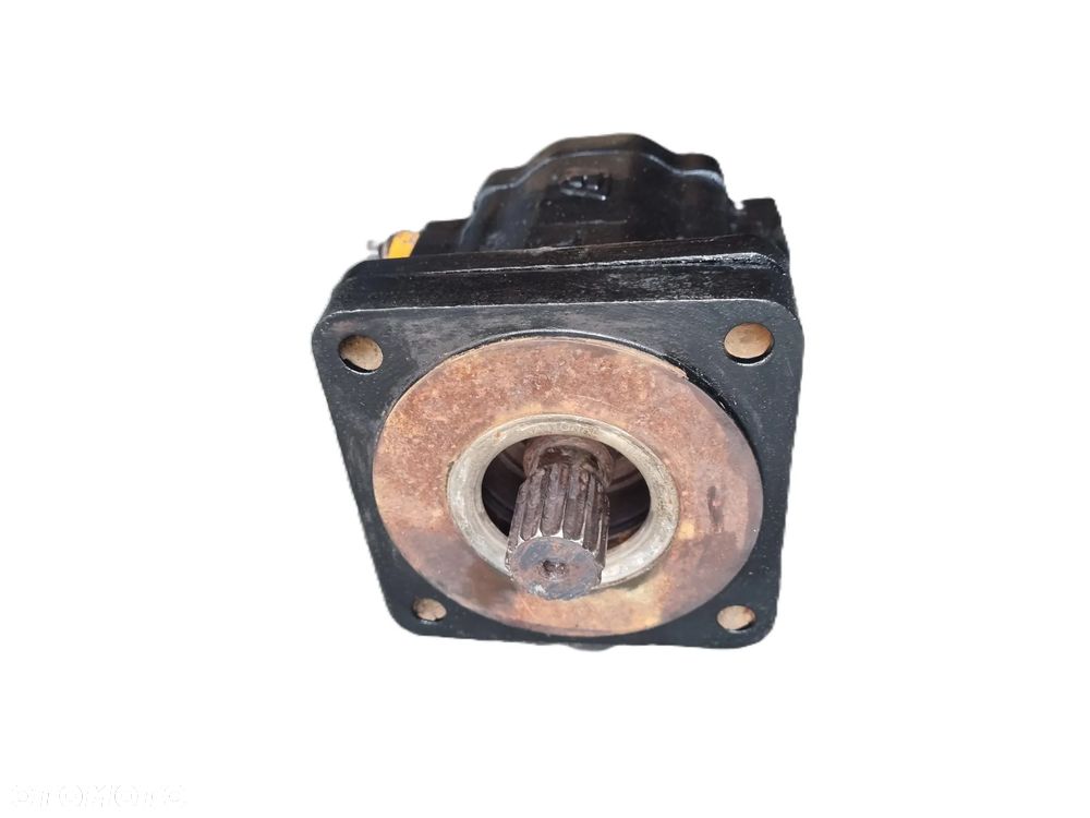 CASE KOPARKO ŁADOWARKA pompa hydrauliczna R42142 * - 4