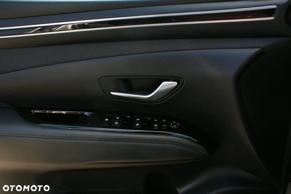 Hyundai Tucson 1.6 CRDi 48V-Hybrid 2WD DCT Prime - 11