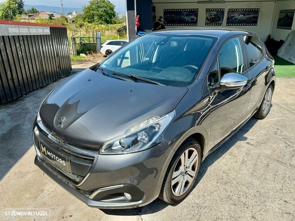 Peugeot 208 1.2 PureTech Style - 44