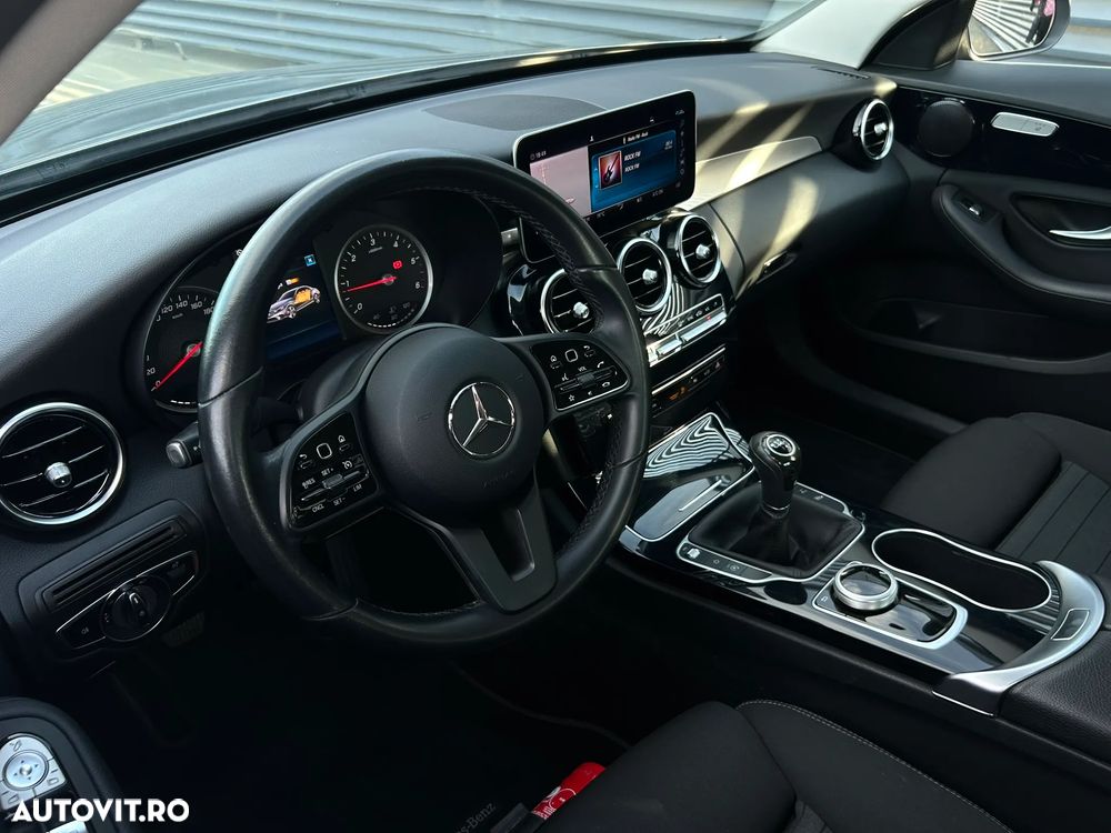 Mercedes-Benz C 180 d T-Modell - 11