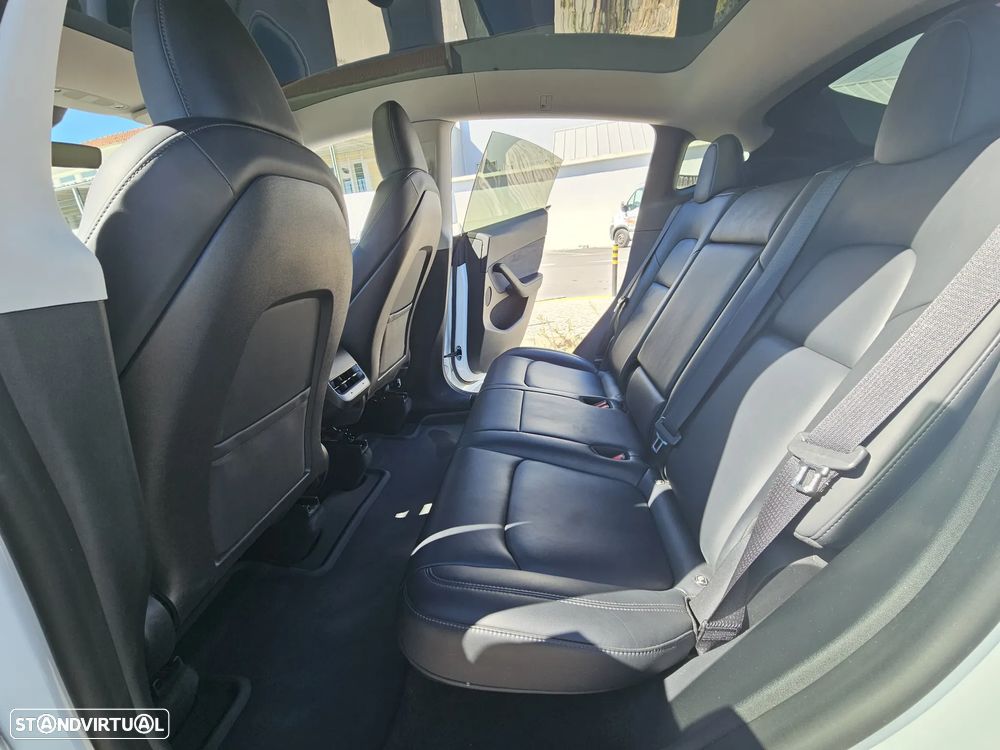 Tesla Model Y Tração Traseira - 41