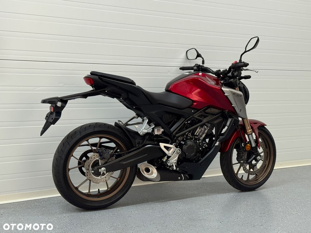 Honda CB - 3