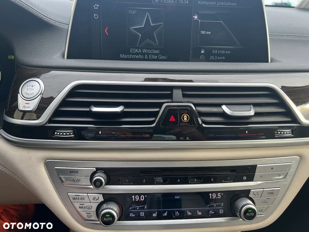 BMW Seria 7 740d xDrive - 13