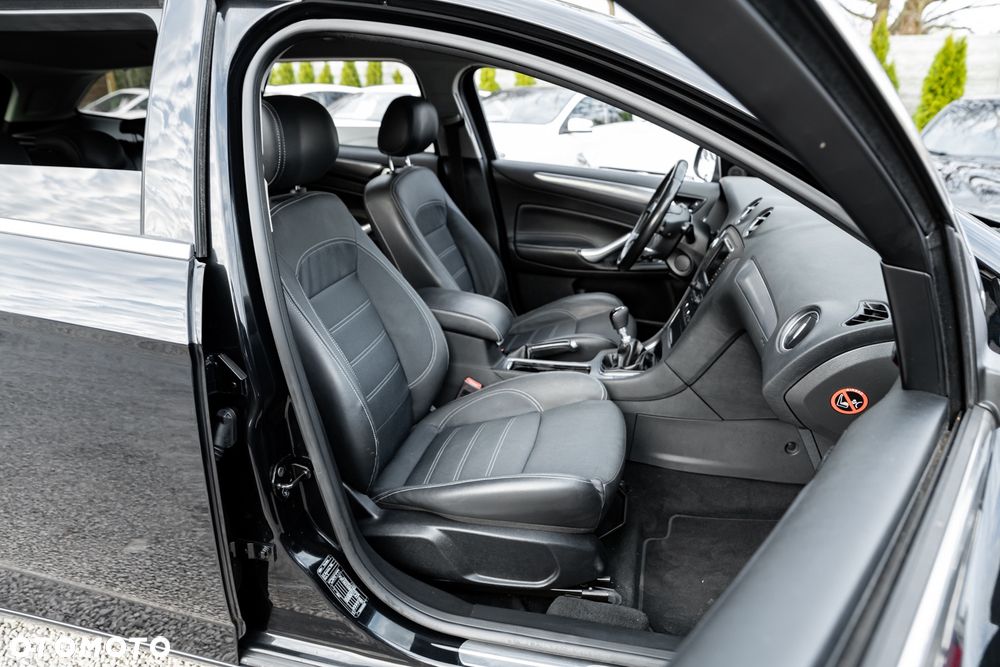 Ford Mondeo 2.0 TDCi Titanium S - 23