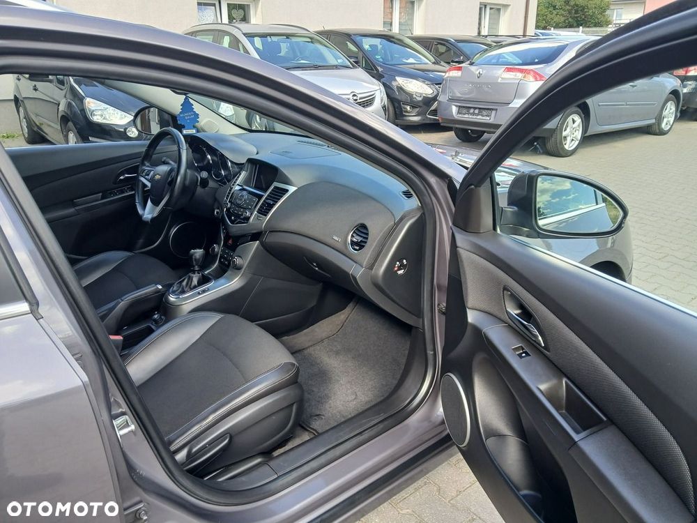 Chevrolet Cruze 2.0 D LT - 10