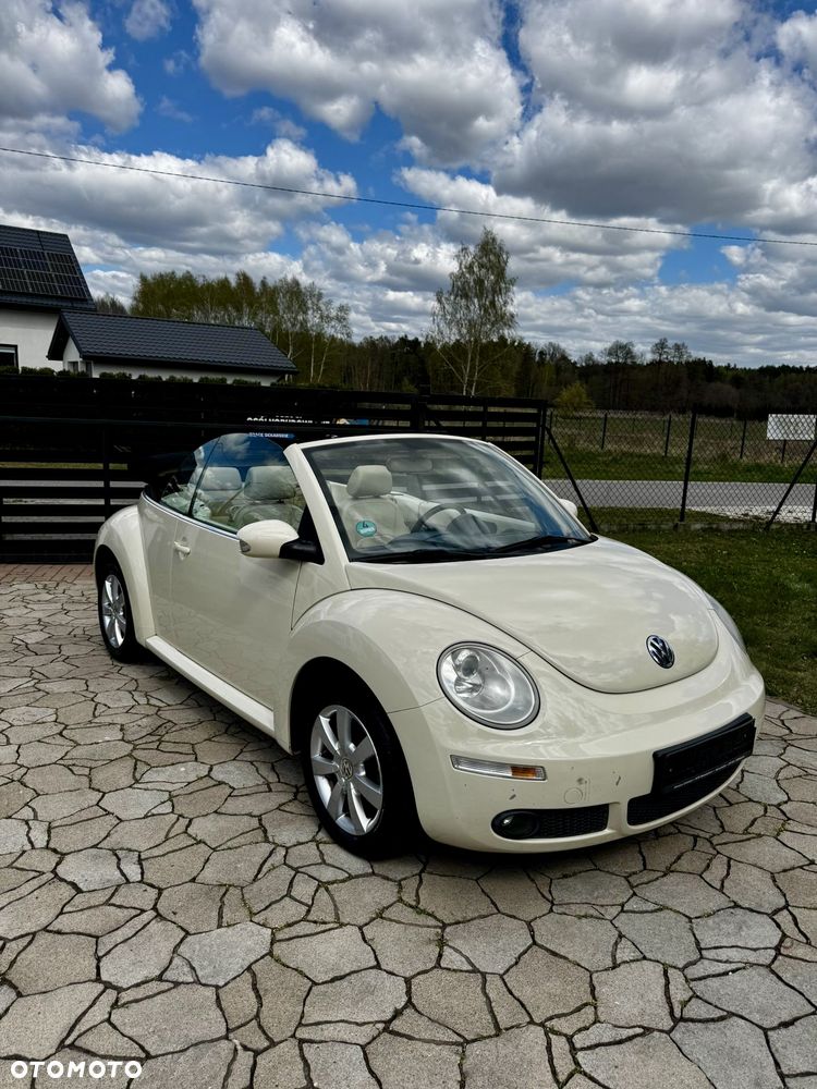 Volkswagen New Beetle 1.8 - 8