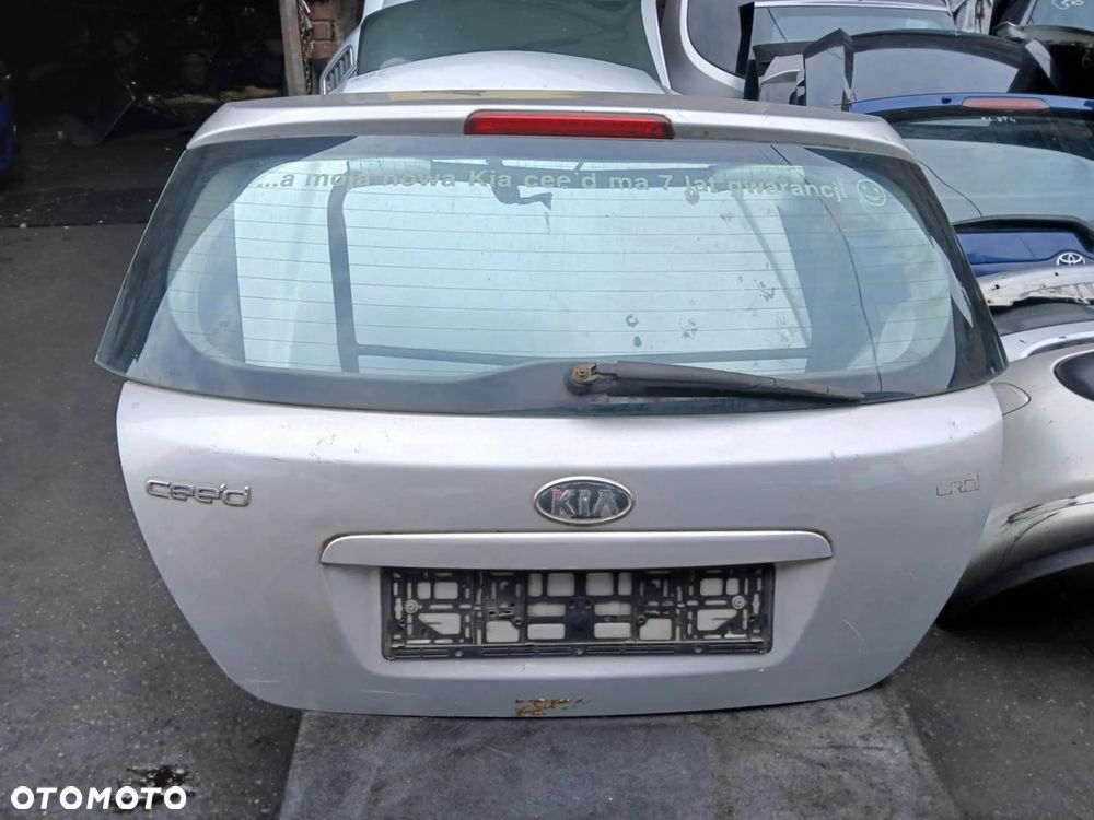 Kia Ceed HB klapa bagażnika - 1