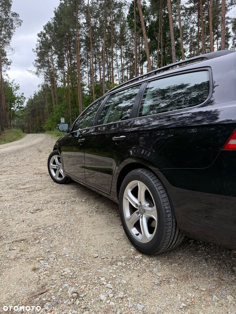 Volkswagen Passat 2.0 TDI Comfortline - 9