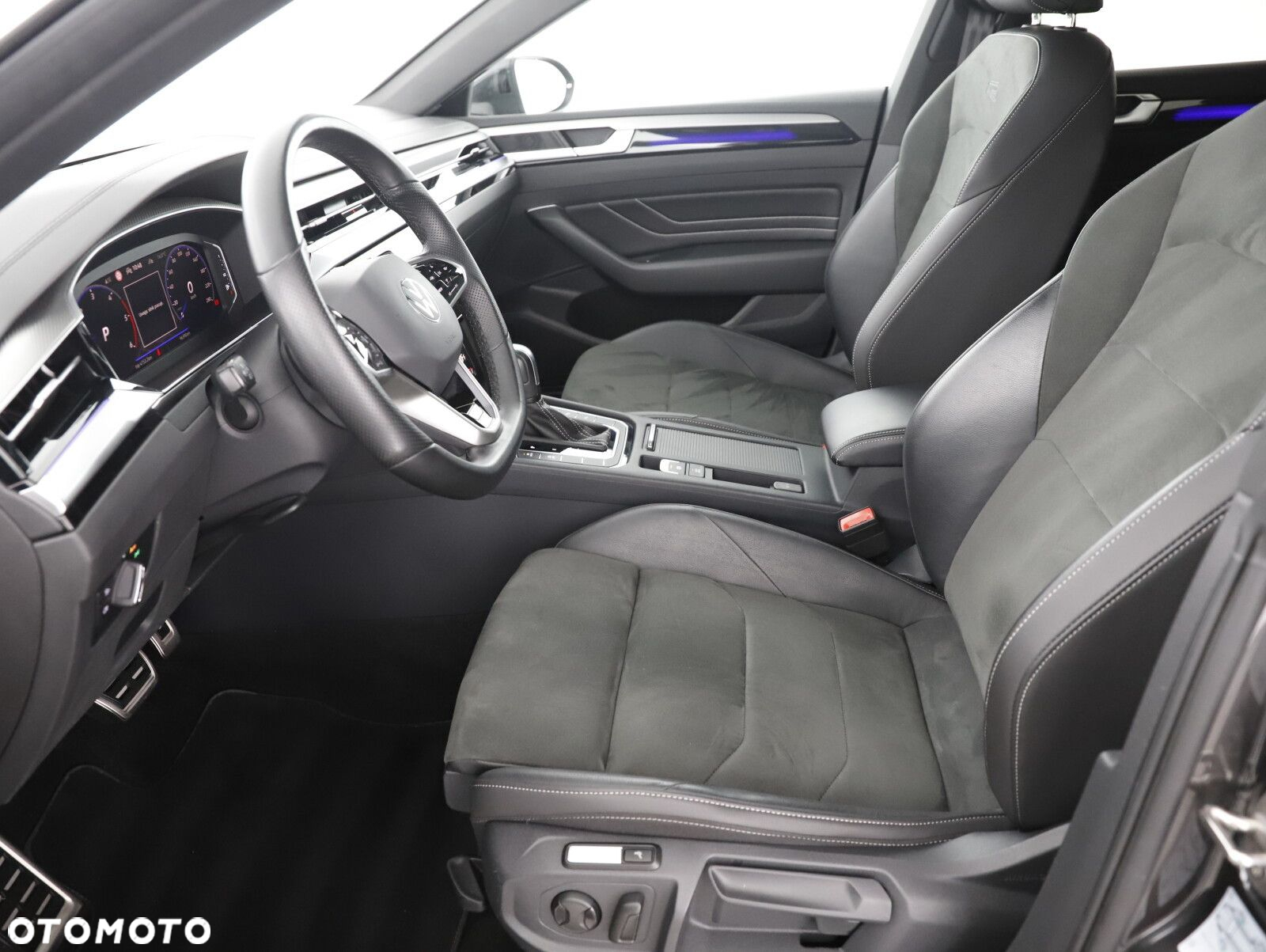 Volkswagen Arteon 2.0 TDI R-Line DSG - 9