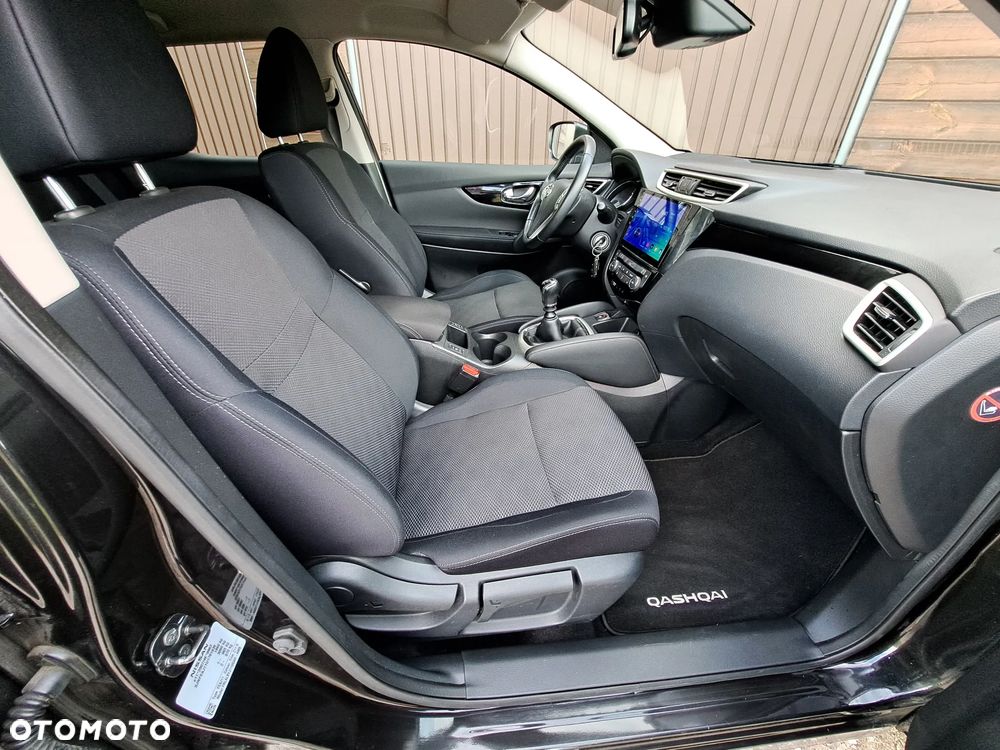 Nissan Qashqai 1.2 DIG-T Acenta EU6 - 26