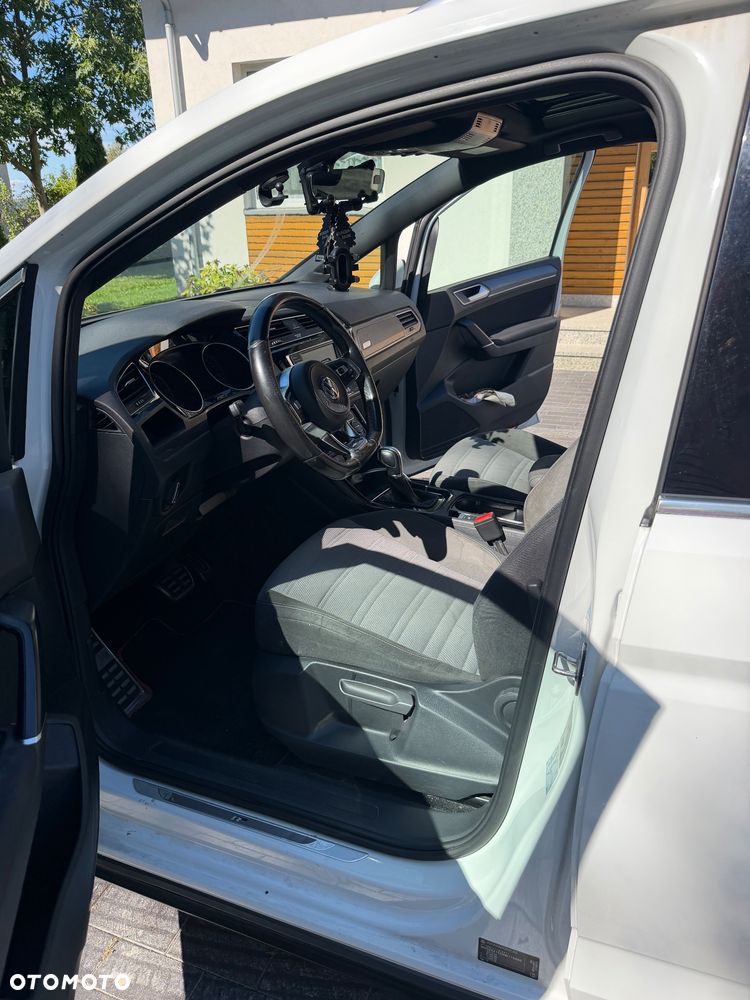 Volkswagen Touran 2.0 TDI BMT Highline DSG - 9