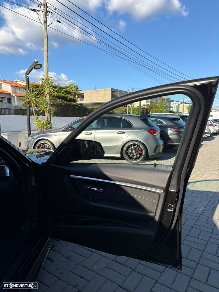 BMW 320 d Pack M Auto - 11