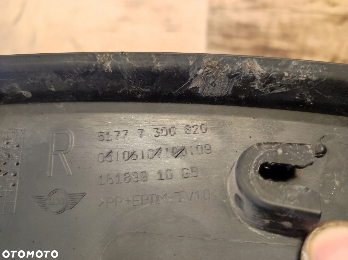 Listwa nakładka błotnika prawy przód czujnik parkowania pdc Mini Cooper S - 13