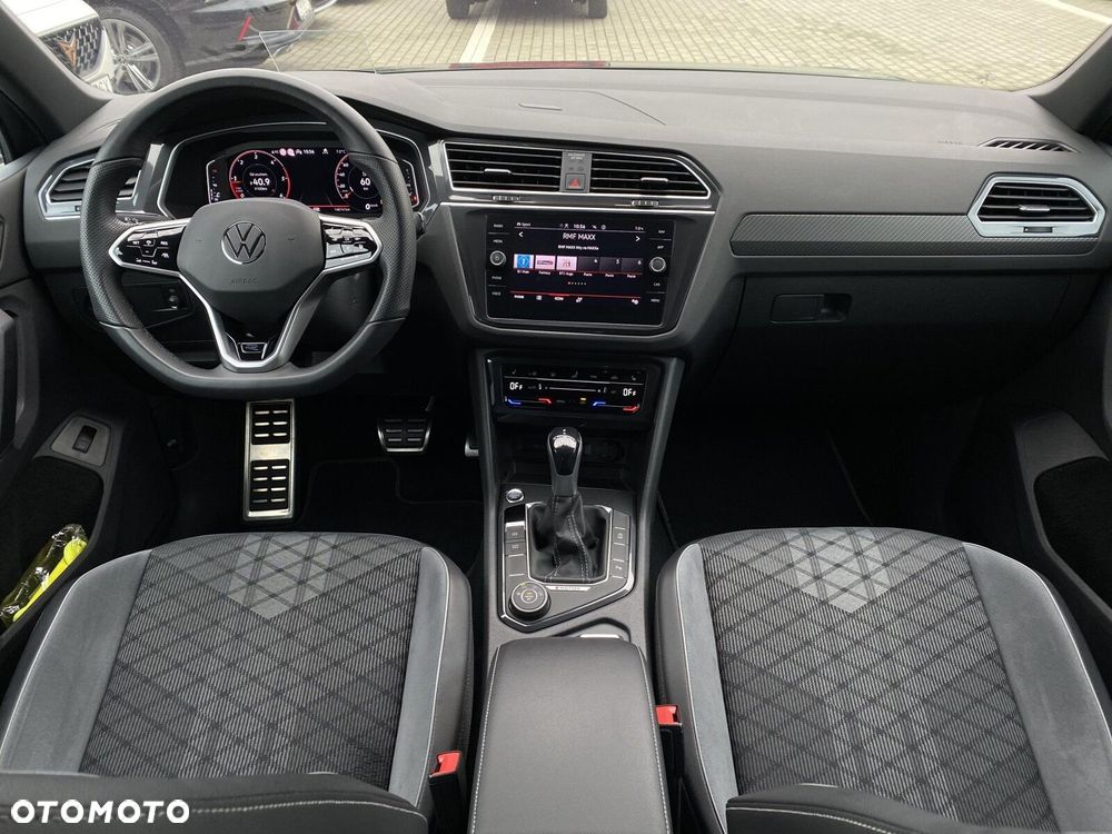 Volkswagen Tiguan 2.0 TDI SCR 4Mot R-Line DSG - 12