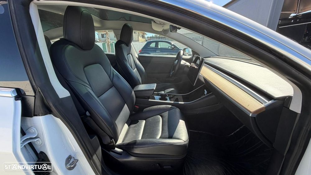 Tesla Model 3 Long-Range Dual Motor AWD - 21