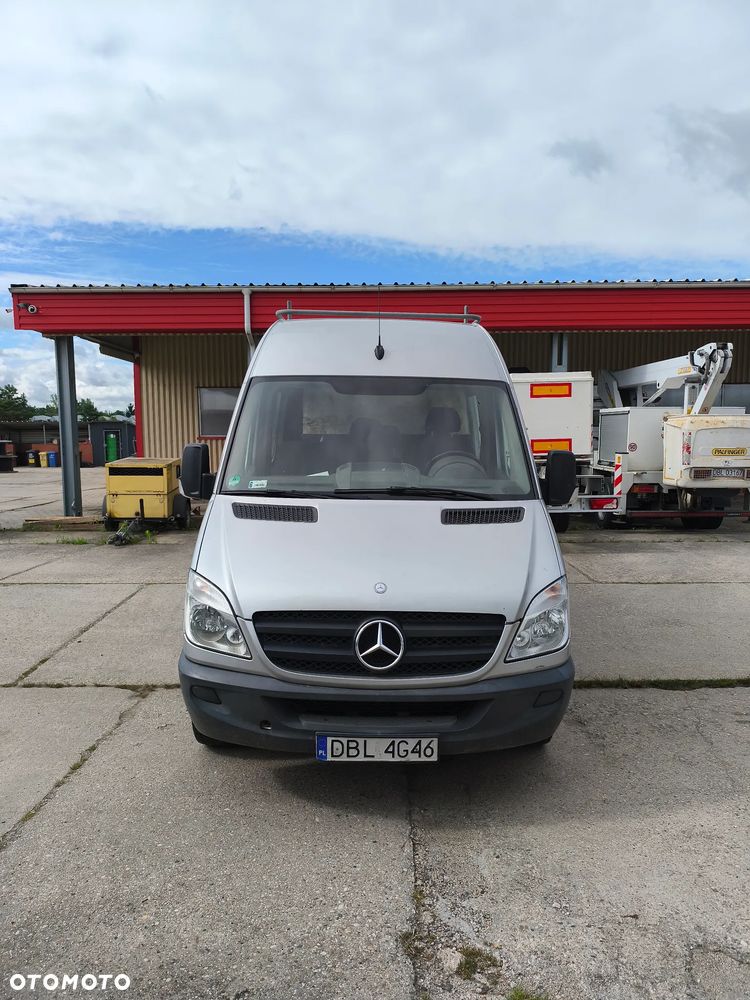 Mercedes-Benz Sprinter - 8