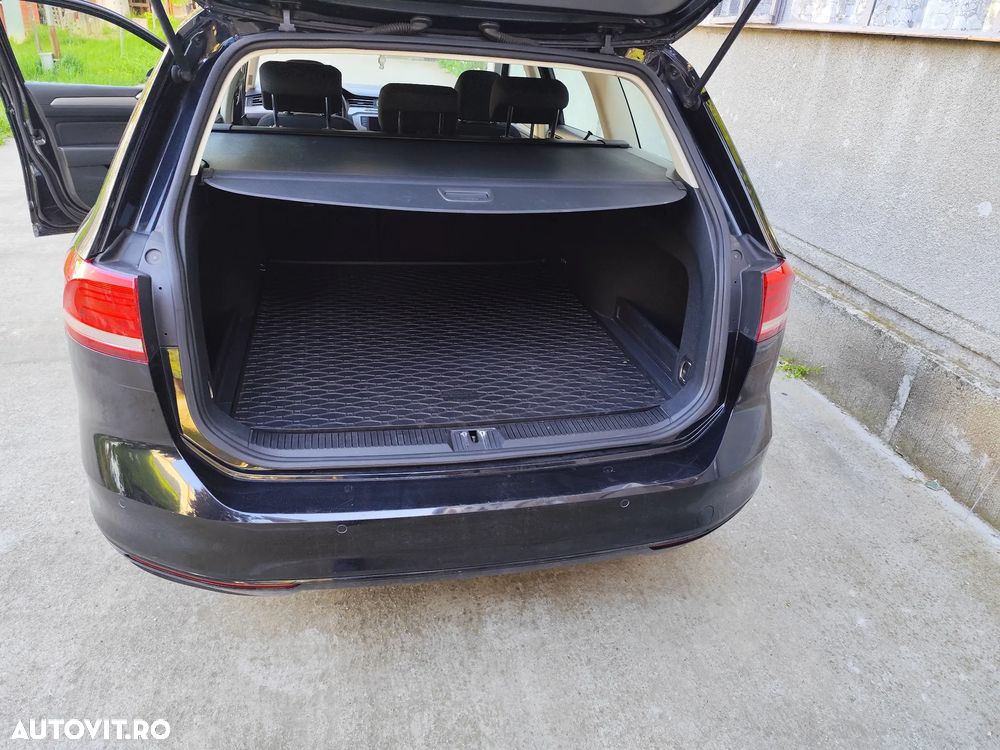Volkswagen Passat 2.0 TDI Comfortline - 8