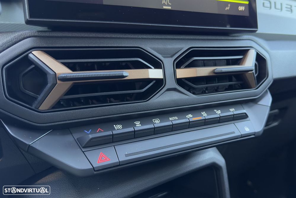 Dacia Duster 1.0 TCe ECO-G Extreme Bi-Fuel - 11