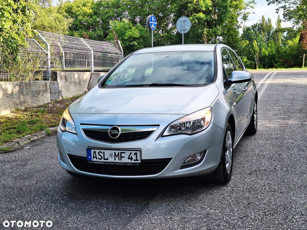 Opel Astra 1.4 Selection - 9