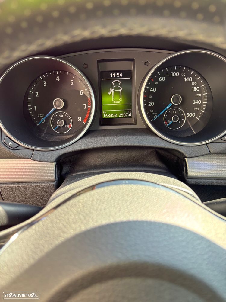 VW Golf 2.0 TSi R20 DSG - 8