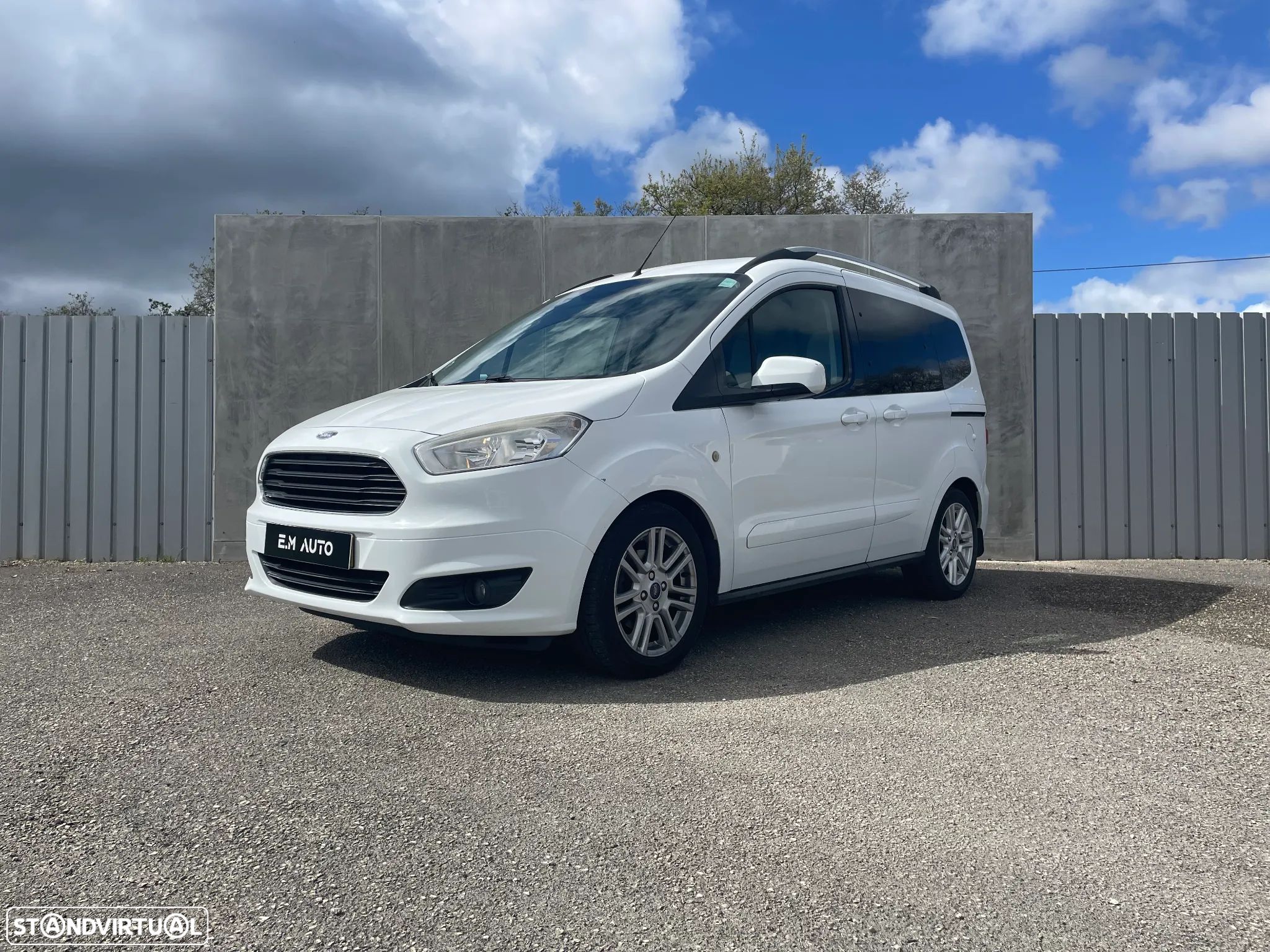 Ford Tourneo Courier 1.0 EcoBoost Ambiente - 1